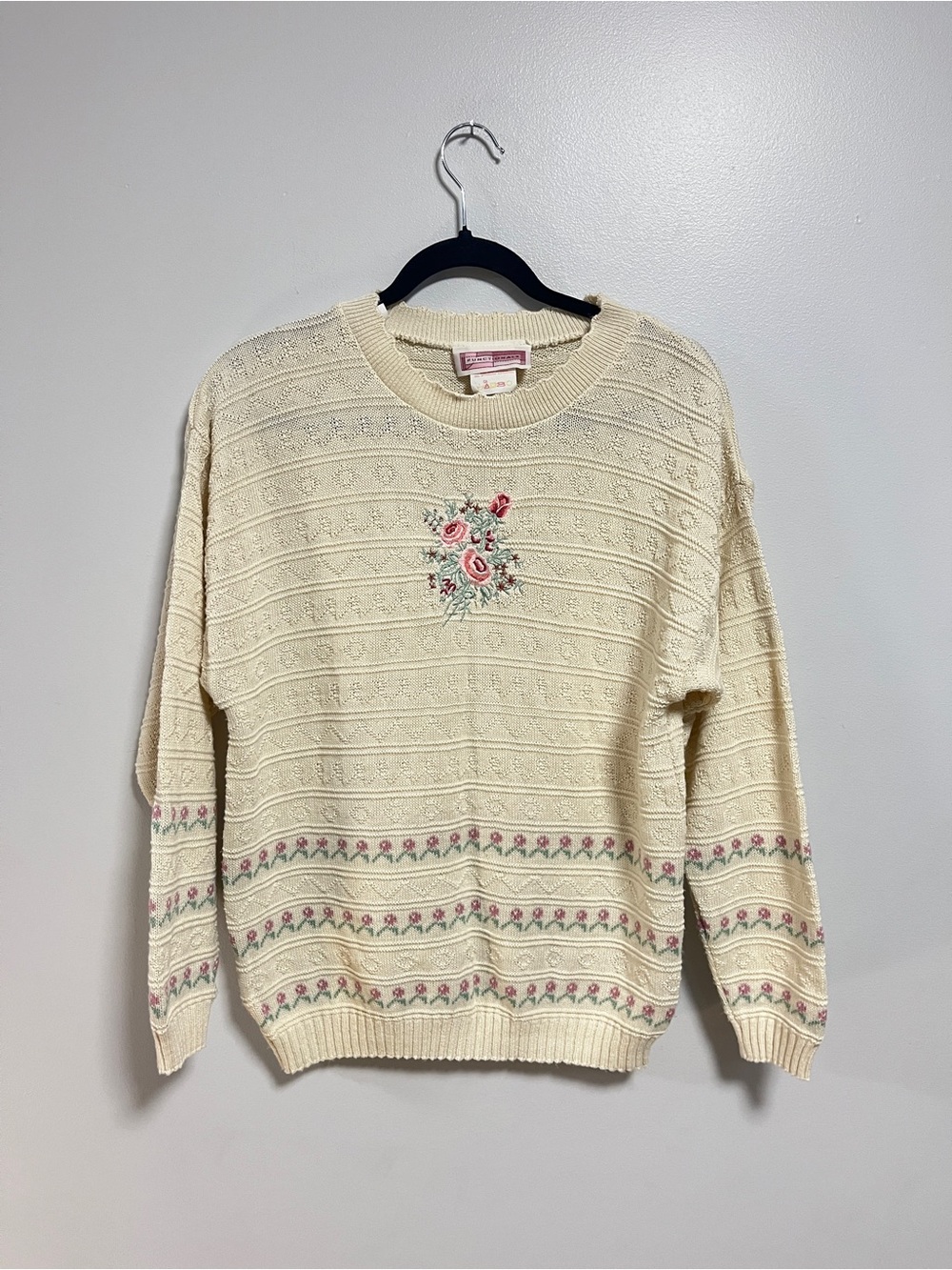 Vintage Functionals Floral Embroidered Knit Sweater small